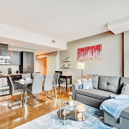 Modern 2Br Condo - King Bed - Downtown City Views Calgary Zewnętrze zdjęcie