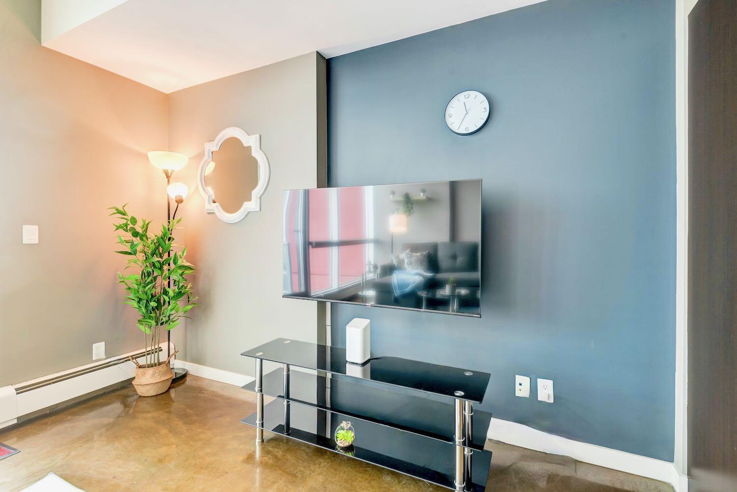Modern 2Br Condo - King Bed - Downtown City Views Calgary Zewnętrze zdjęcie
