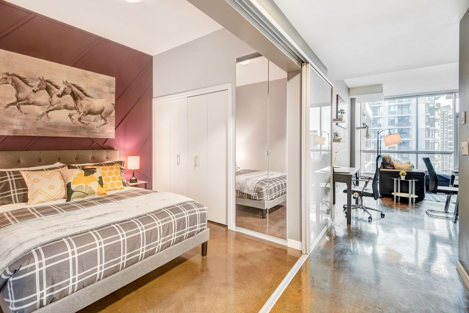 Modern 2Br Condo - King Bed - Downtown City Views Calgary Zewnętrze zdjęcie
